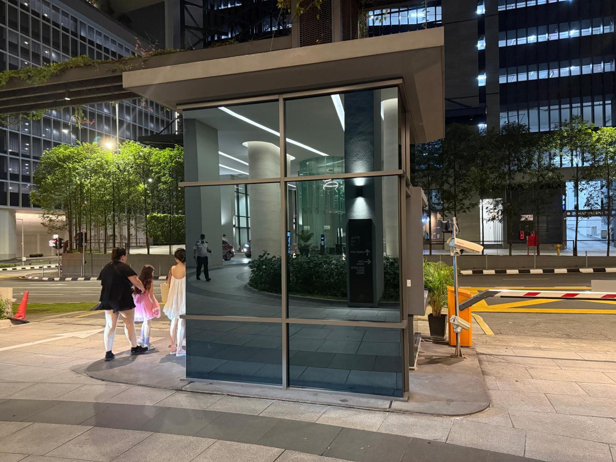 Eaton Residences Klcc By Arban Apartemen *