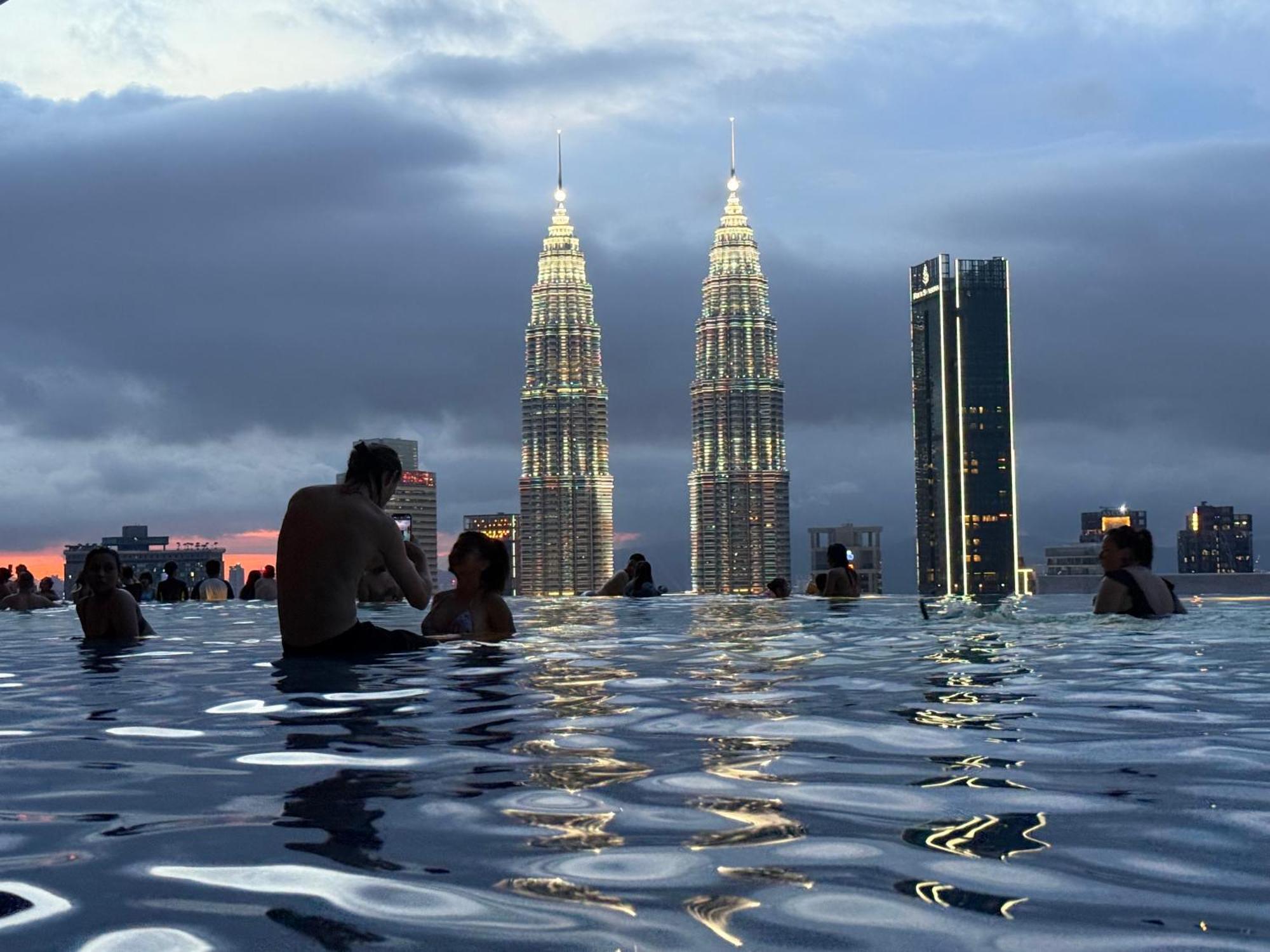 Eaton Residences Klcc By Arban